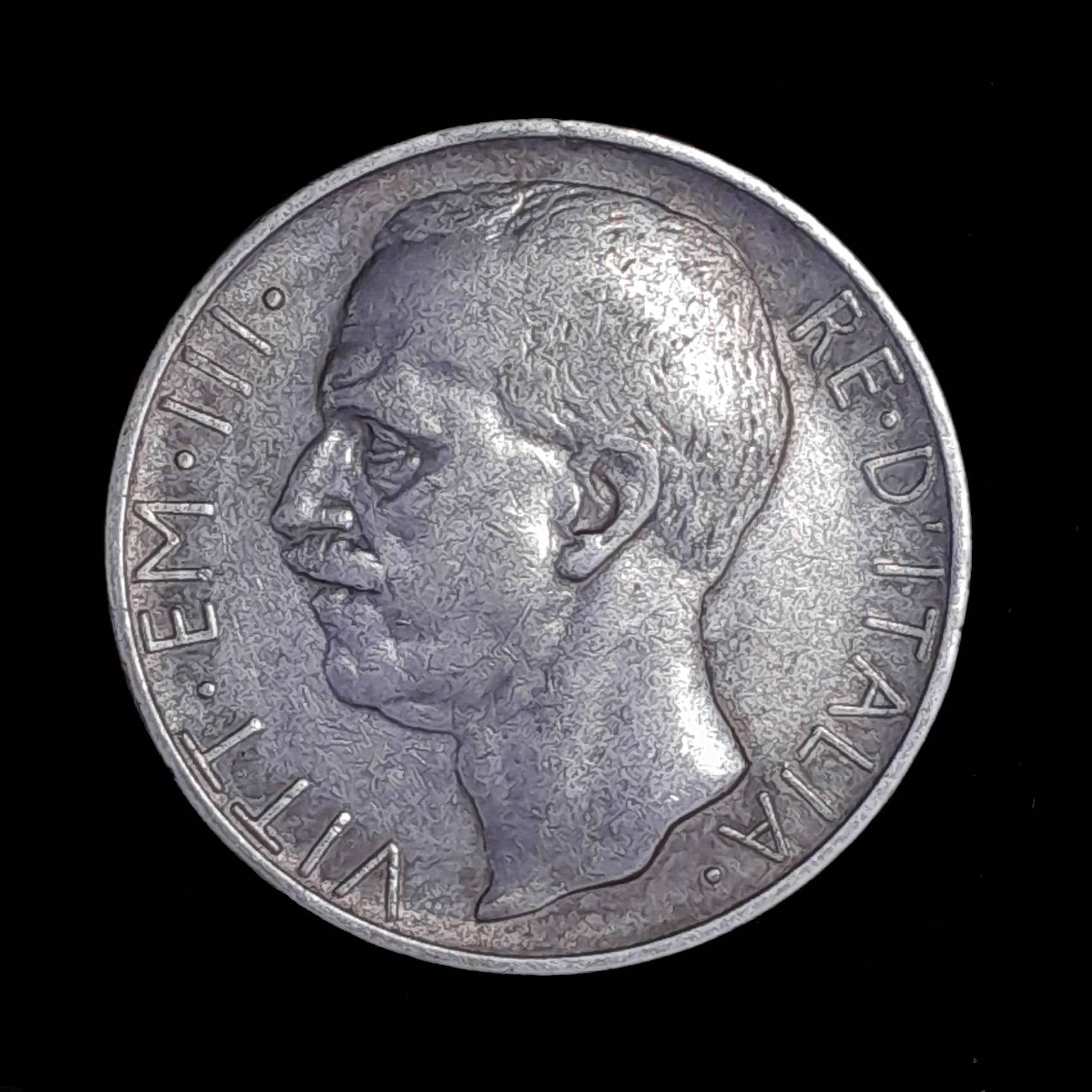 Italia 10 Liras 1926 Exc Plata KM 68 V. Emanuel III